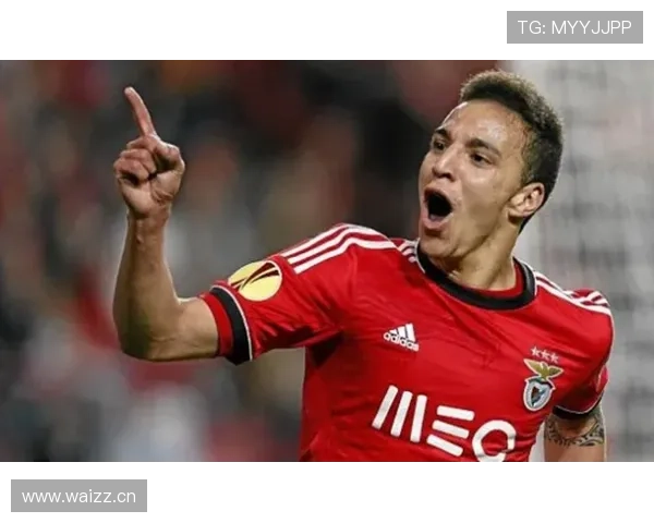 奥利·沃特金斯为何难获豪门青睐？战术适配与市场价值解析